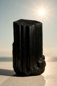 تورمالین سیاه